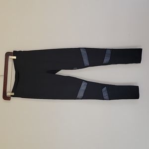New with Tags YELETE  Black Workout Leggings - Gym - Yoga Size M